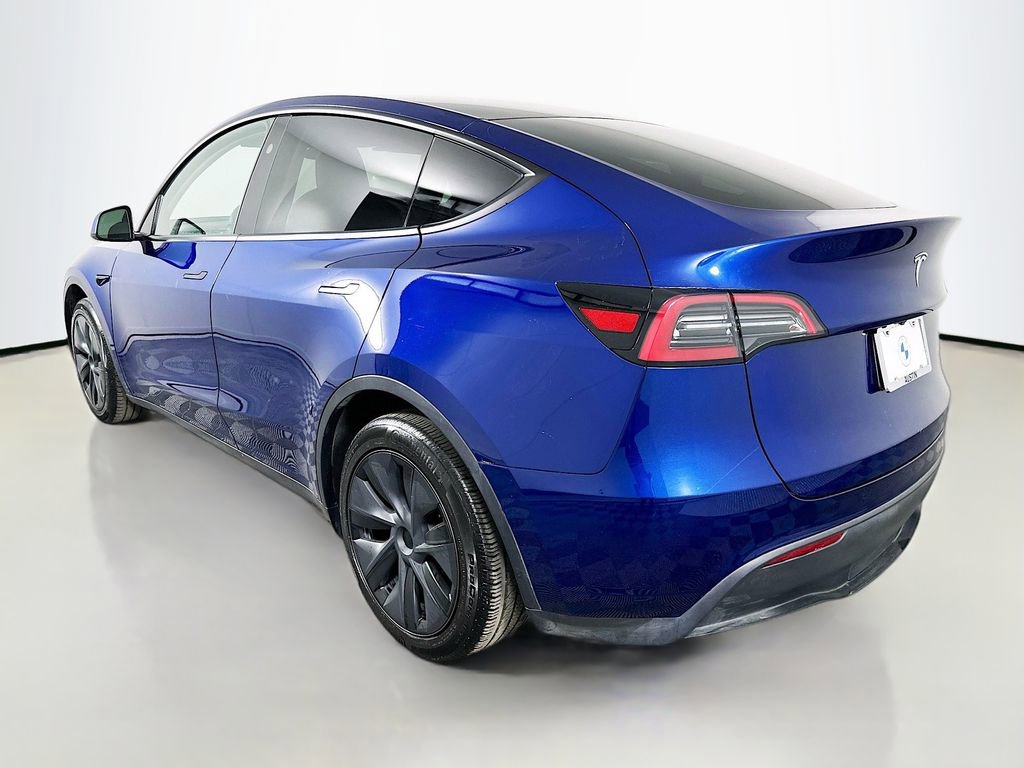 Used 2025 Tesla Model Y Long Range image 7