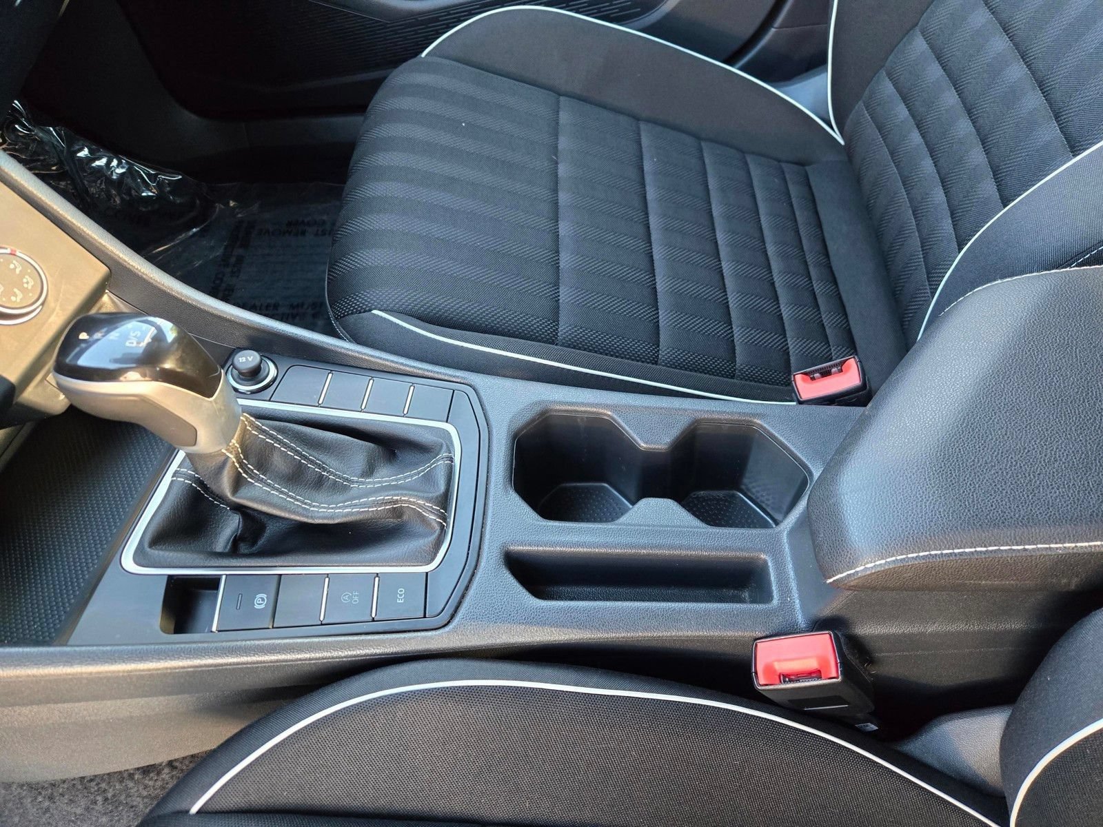 Used 2024 Volkswagen Jetta Sport FWD image 19