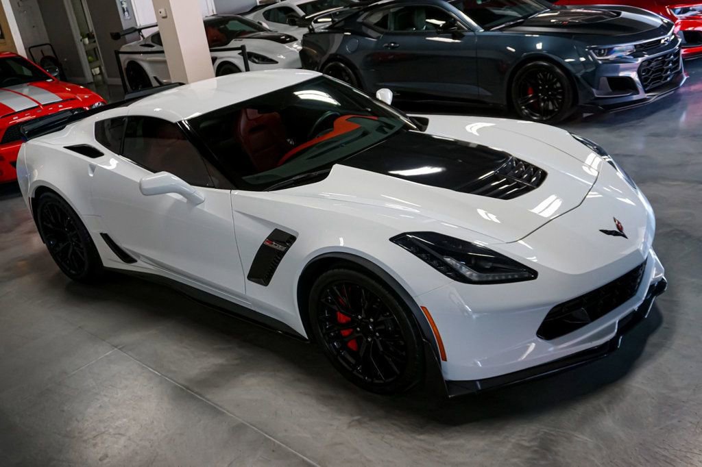 Used 2015 Chevrolet Corvette Z06 w/ Z07 Performance Package image 60