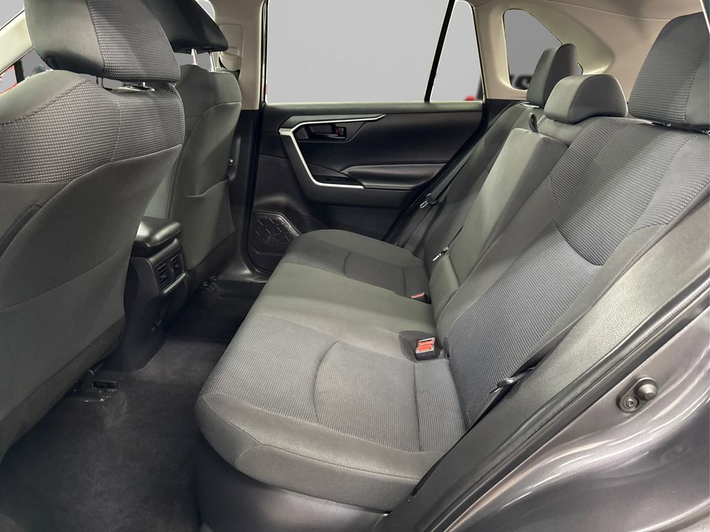 Used 2023 Toyota RAV4 LE image 10