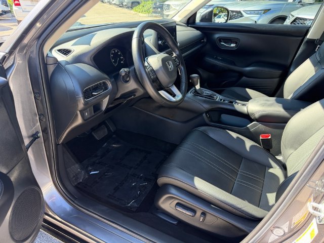 Used 2026 Honda HR-V EX-L image 12