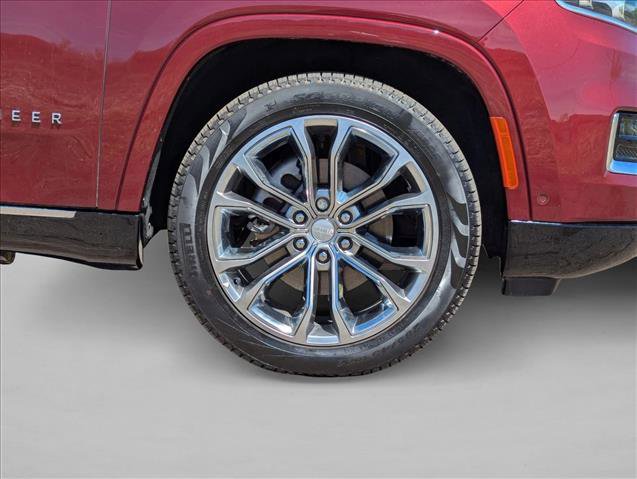 Used 2023 Jeep Grand Wagoneer L Series II w/ Flexible Seating Group image 24