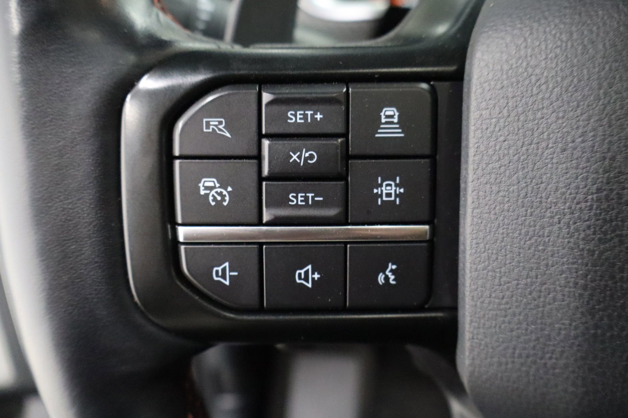 Certified 2022 Ford F150 Raptor w/ Equipment Group 801A High image 14