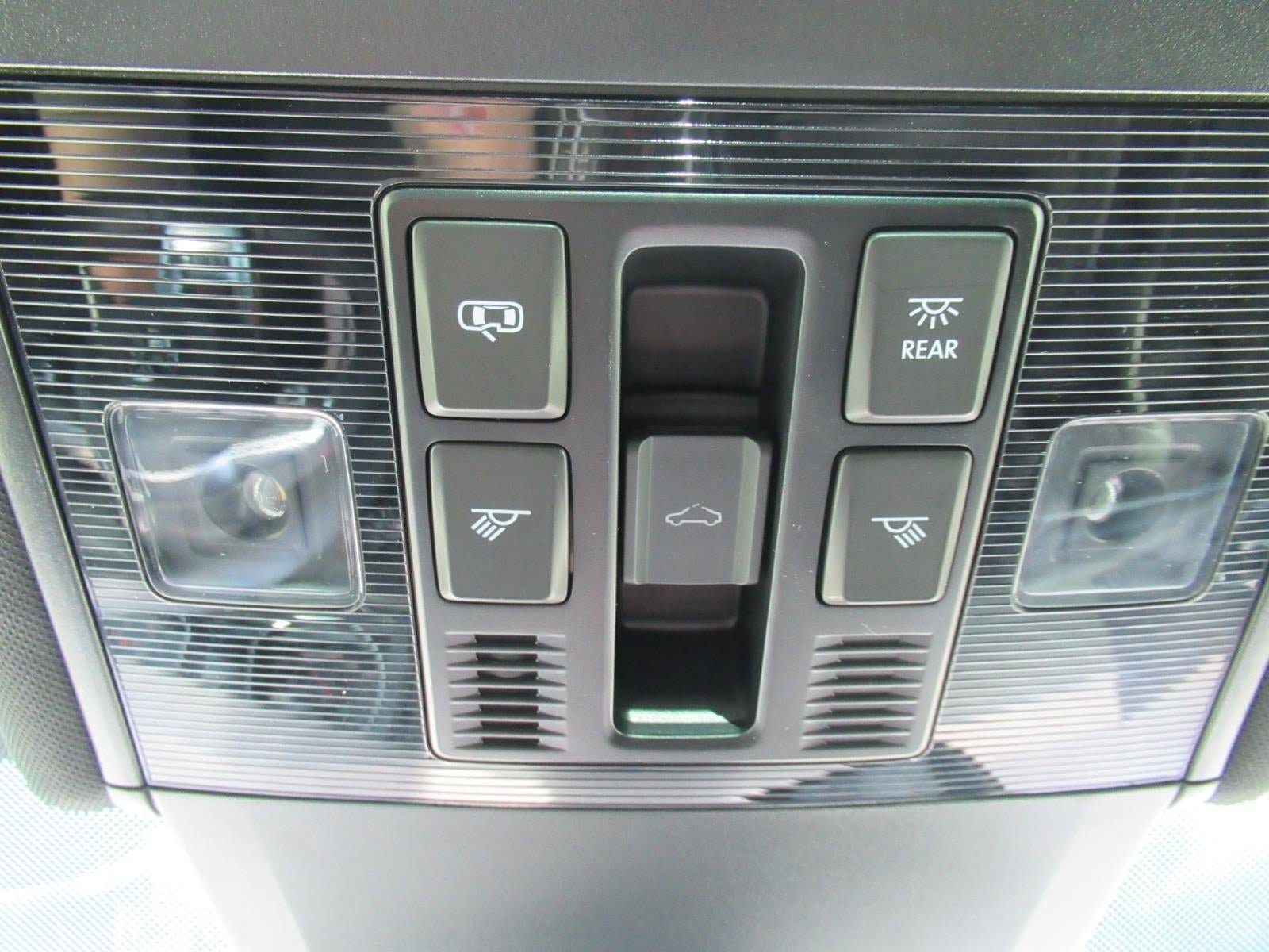 Used 2018 Volkswagen GTI Autobahn FWD image 30
