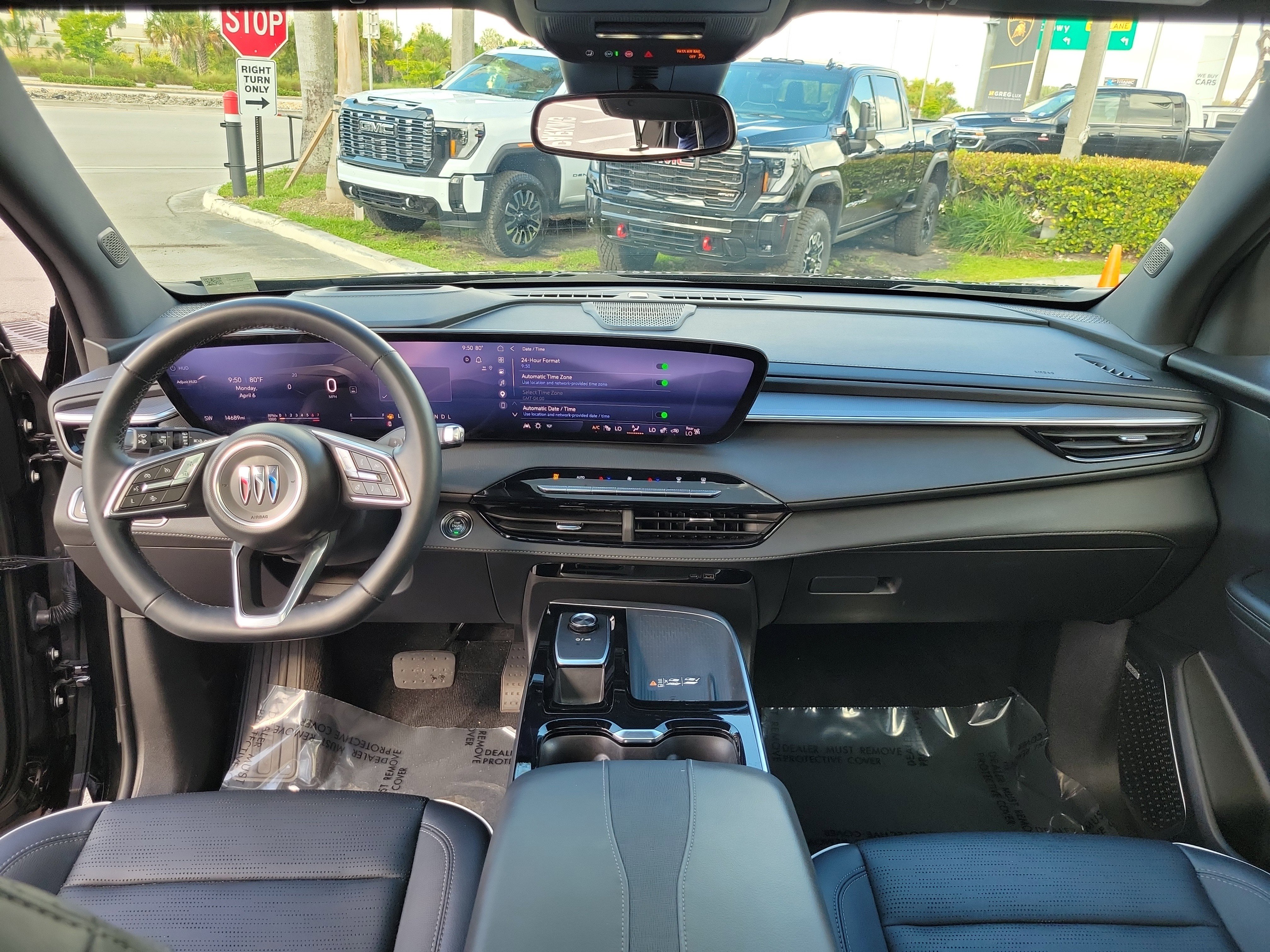 Used 2025 Buick Enclave Sport Touring w/ Power Package image 19