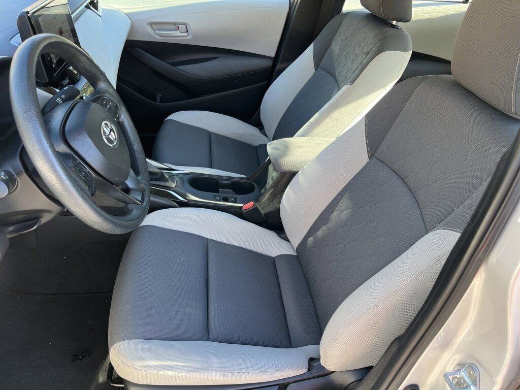 Used 2024 Toyota Corolla LE image 17