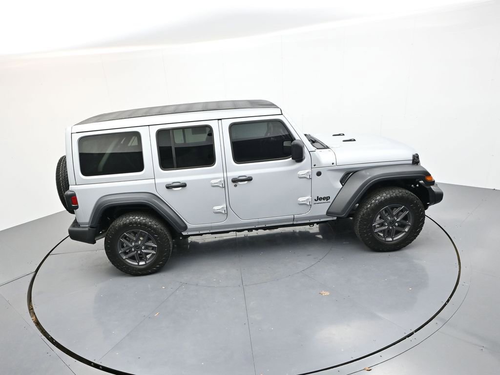 Used 2024 Jeep Wrangler Sport S image 30