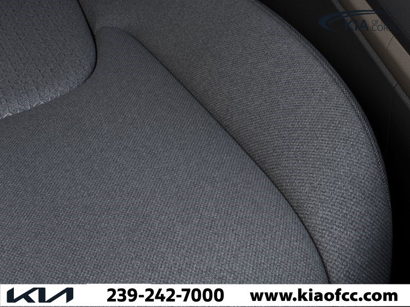 New 2026 Kia Carnival LX image 24
