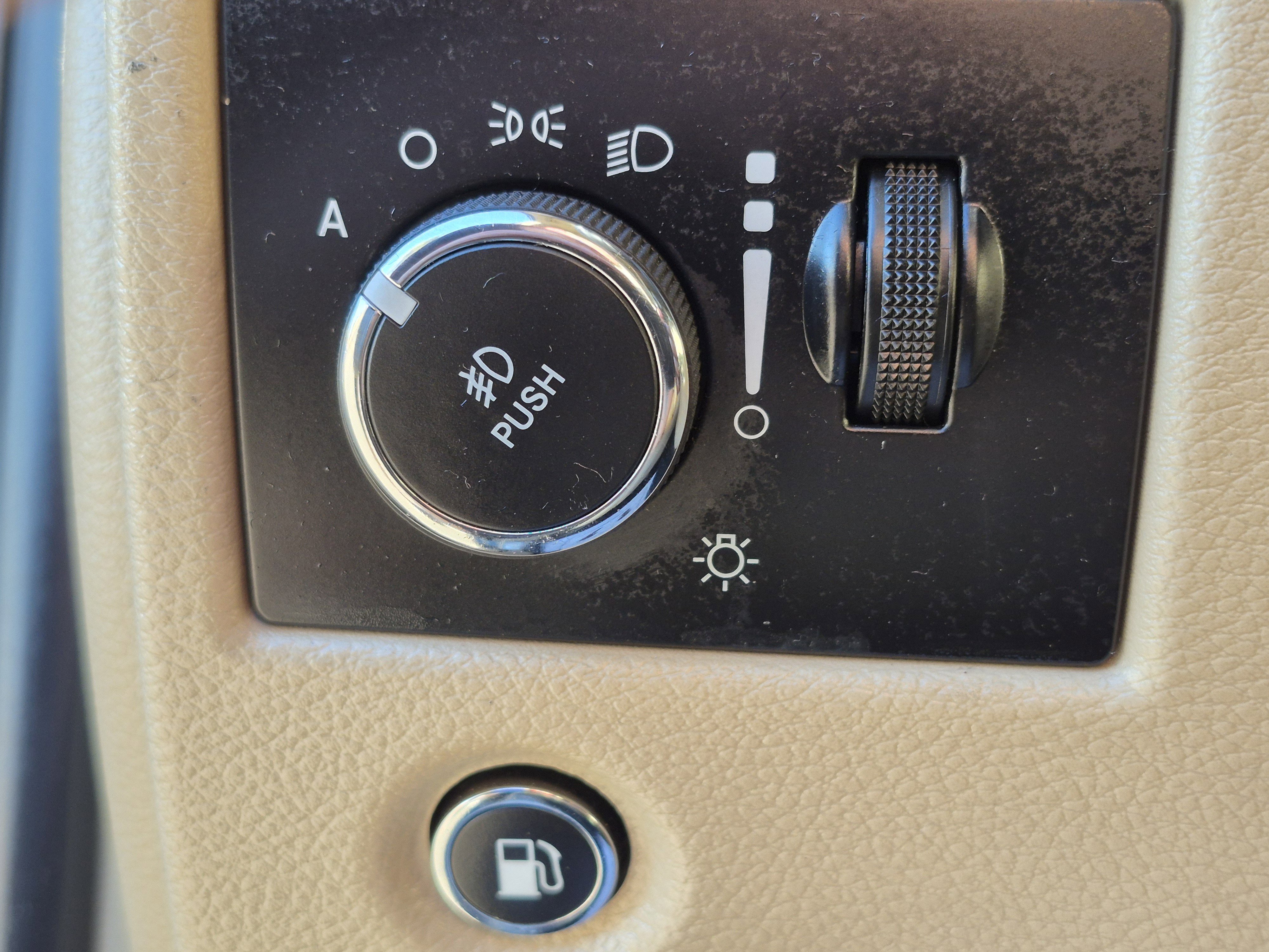 Used 2020 Jeep Grand Cherokee Limited image 15