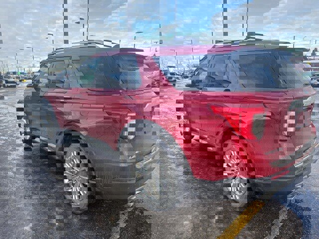 Used 2022 Ford Explorer Limited w/ Equipment Group 301A image 5