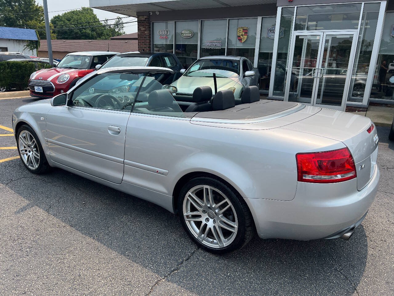 Used 2009 Audi A4 2.0T AWD/4WD image 6