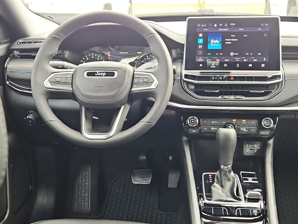 New 2027 Jeep Compass Latitude AWD/4WD image 20