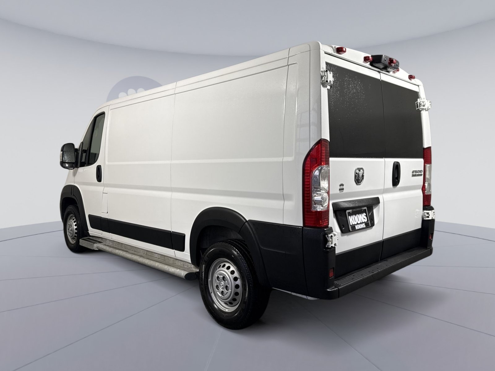 Used 2025 RAM ProMaster 2500 w/ U-Haul Equipment Group FWD image 4