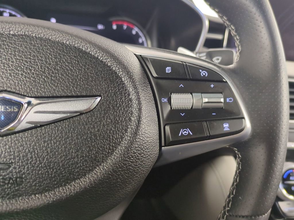 Used 2023 Genesis G70 2.0T w/ Sport Prestige Package image 32
