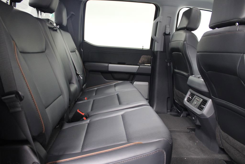 New 2026 Ford F250 Lariat w/ Chrome Package image 31