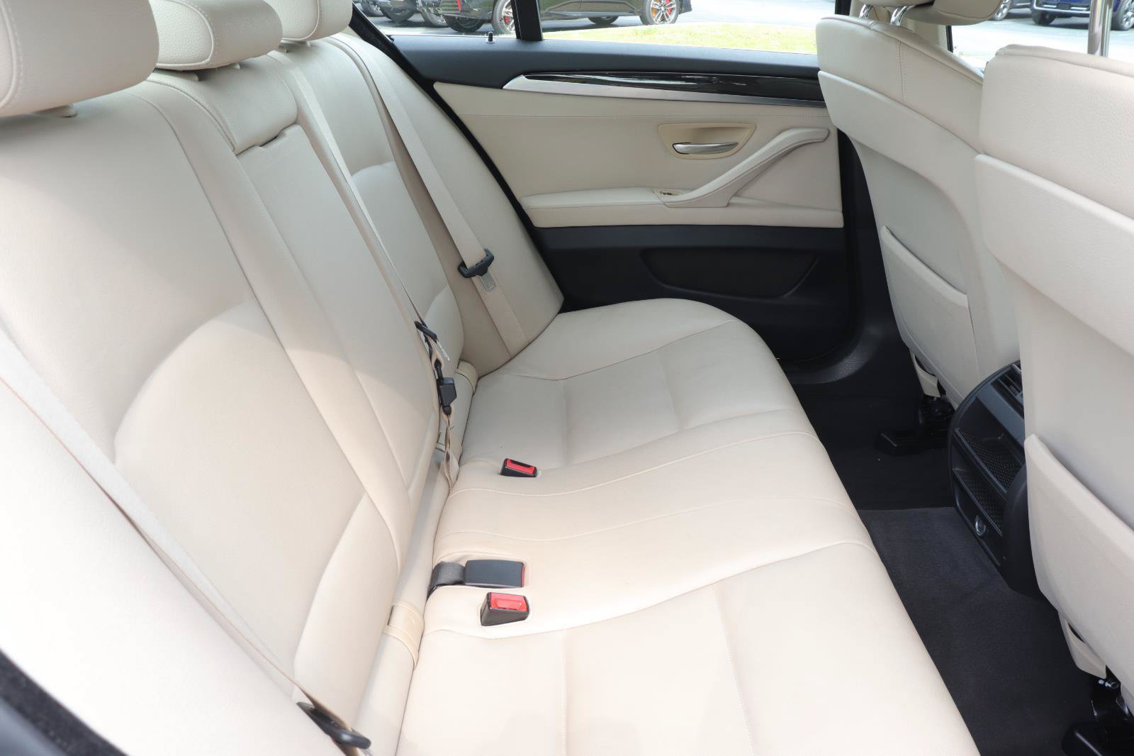 Used 2013 BMW 528i Sedan RWD image 18