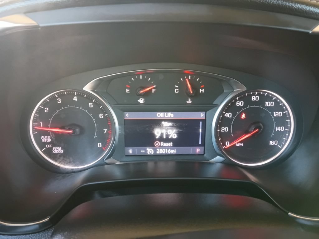 Used 2025 Chevrolet Blazer LT AWD/4WD image 2