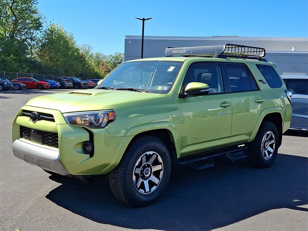 Used 2023 Toyota 4Runner TRD Off-Road Premium image 3