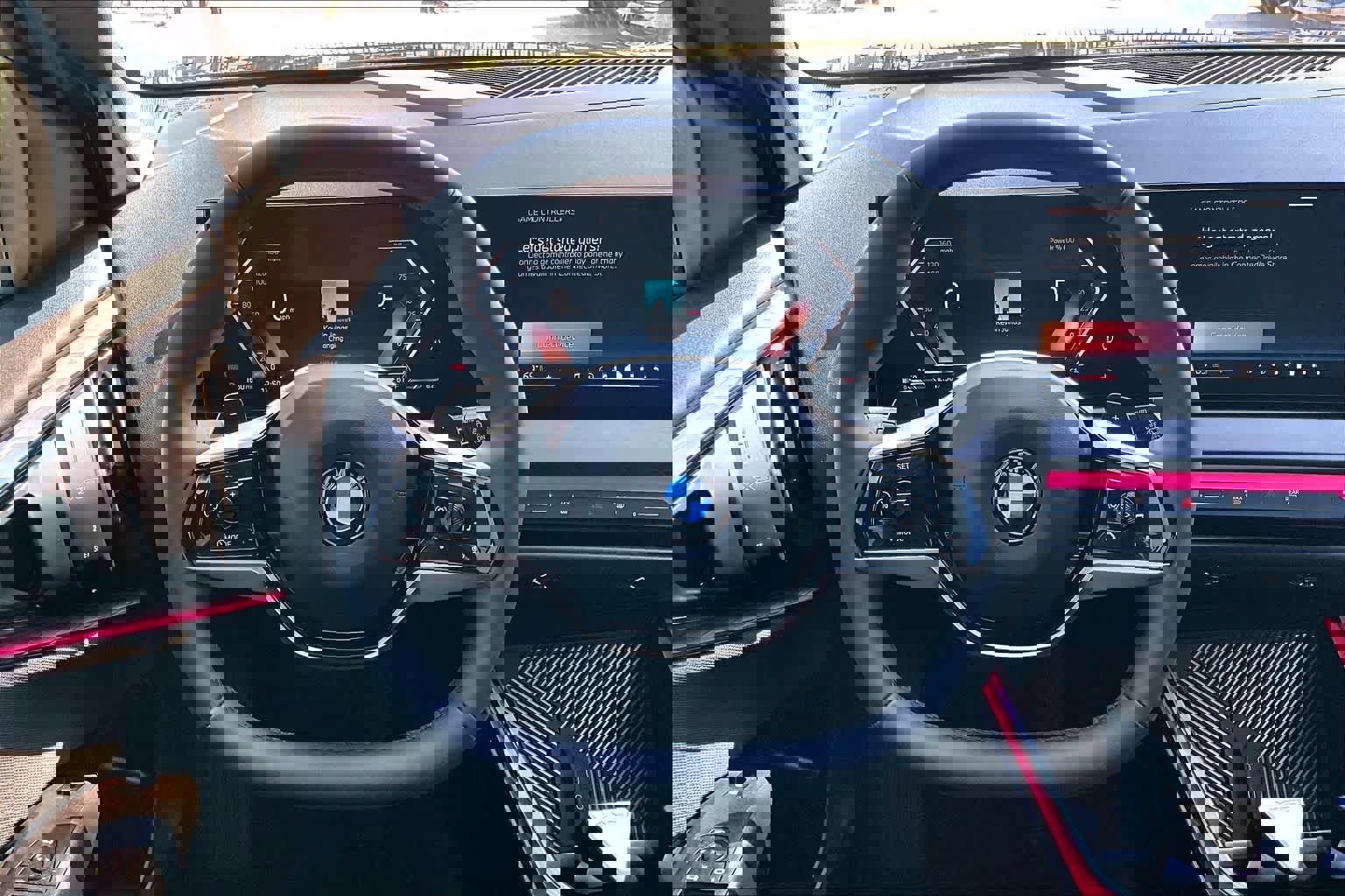 Used 2025 BMW X3 xDrive30i image 17