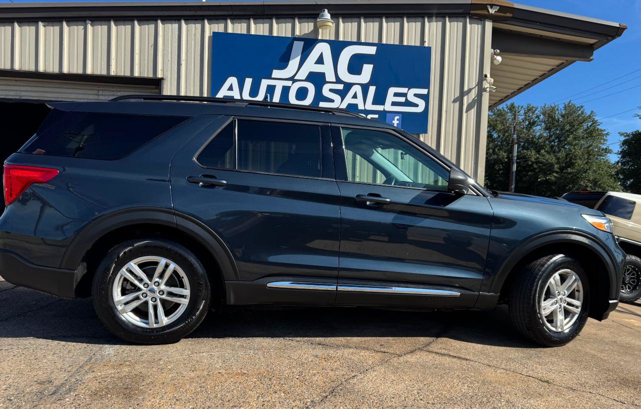 Used 2022 Ford Explorer XLT RWD image 8