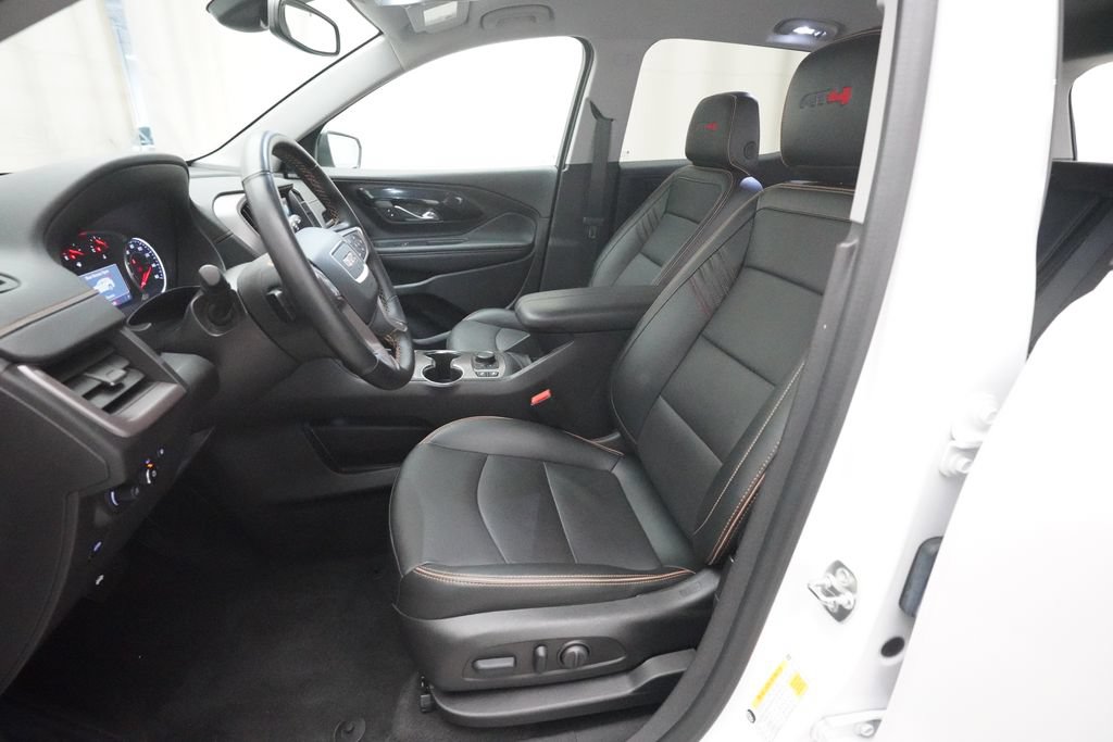 Used 2024 GMC Terrain AT4 AWD/4WD image 7