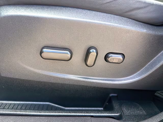 Used 2017 Ford Escape SE AWD/4WD image 18