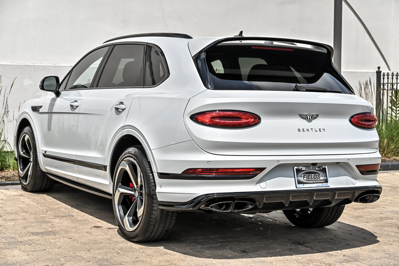 Used 2022 Bentley Bentayga AWD/4WD image 11