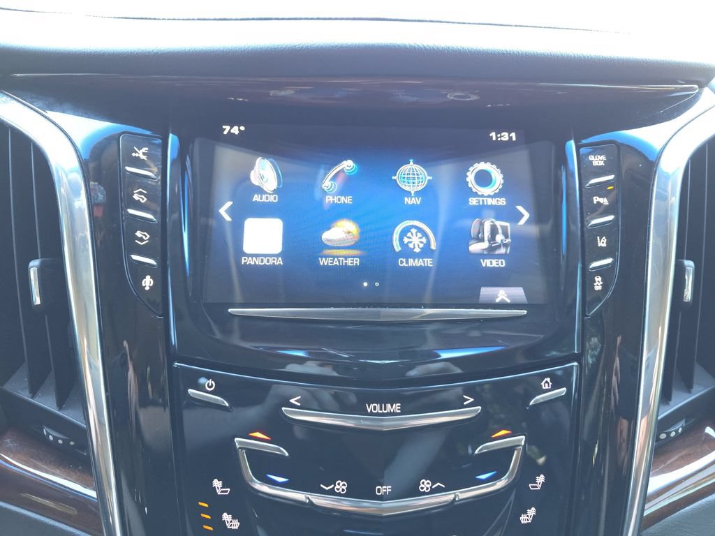 Used 2015 Cadillac Escalade Premium AWD/4WD image 25