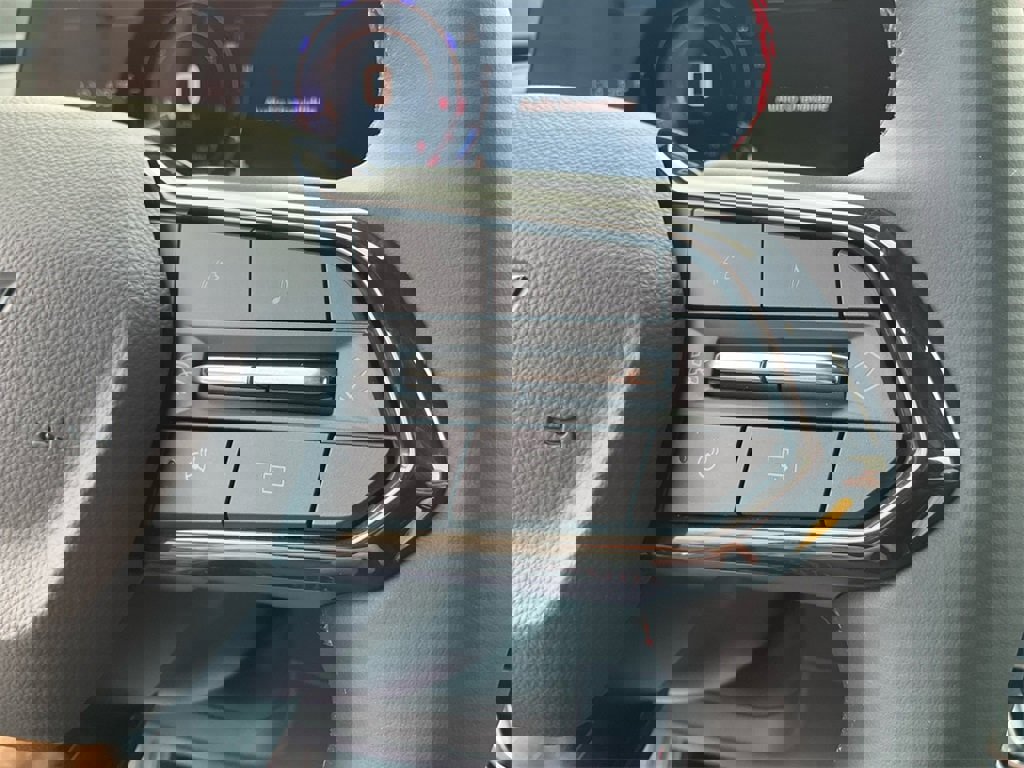 New 2026 Chevrolet Traverse RS w/ LPO, Floor Liner Package image 36