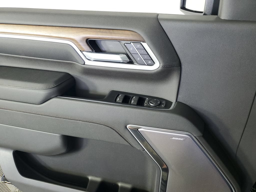 New 2026 Chevrolet Silverado 3500 High Country w/ Technology Package AWD/4WD image 31