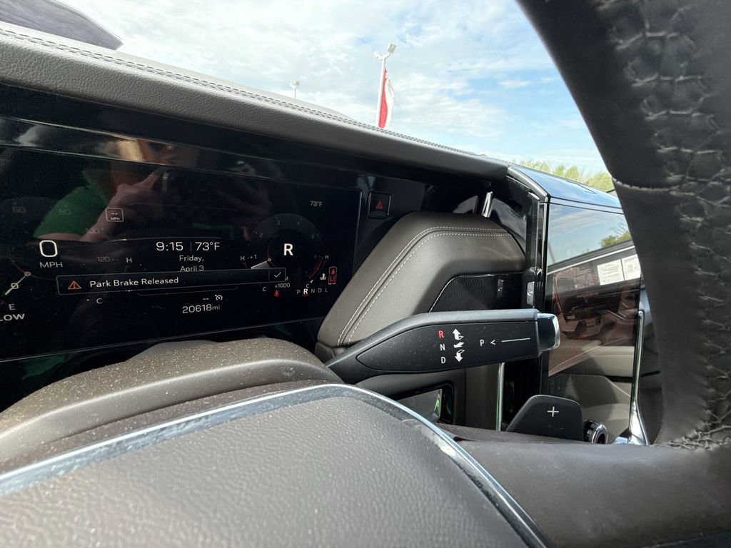 Certified 2025 GMC Yukon Elevation image 22