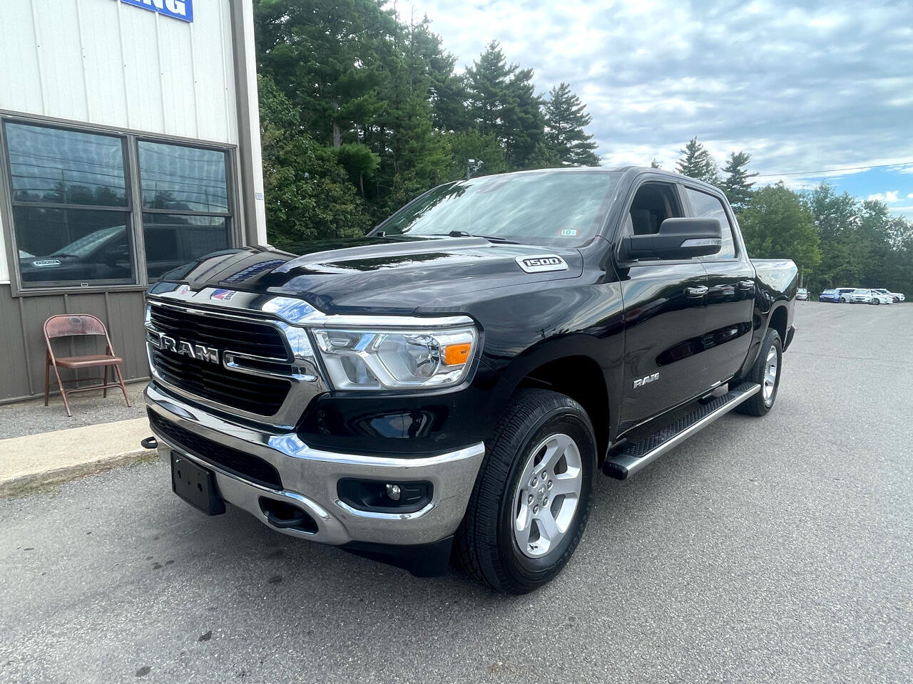 Used 2019 RAM 1500 Big Horn image 1