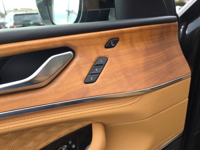 Used 2024 Jeep Grand Cherokee L Summit image 10