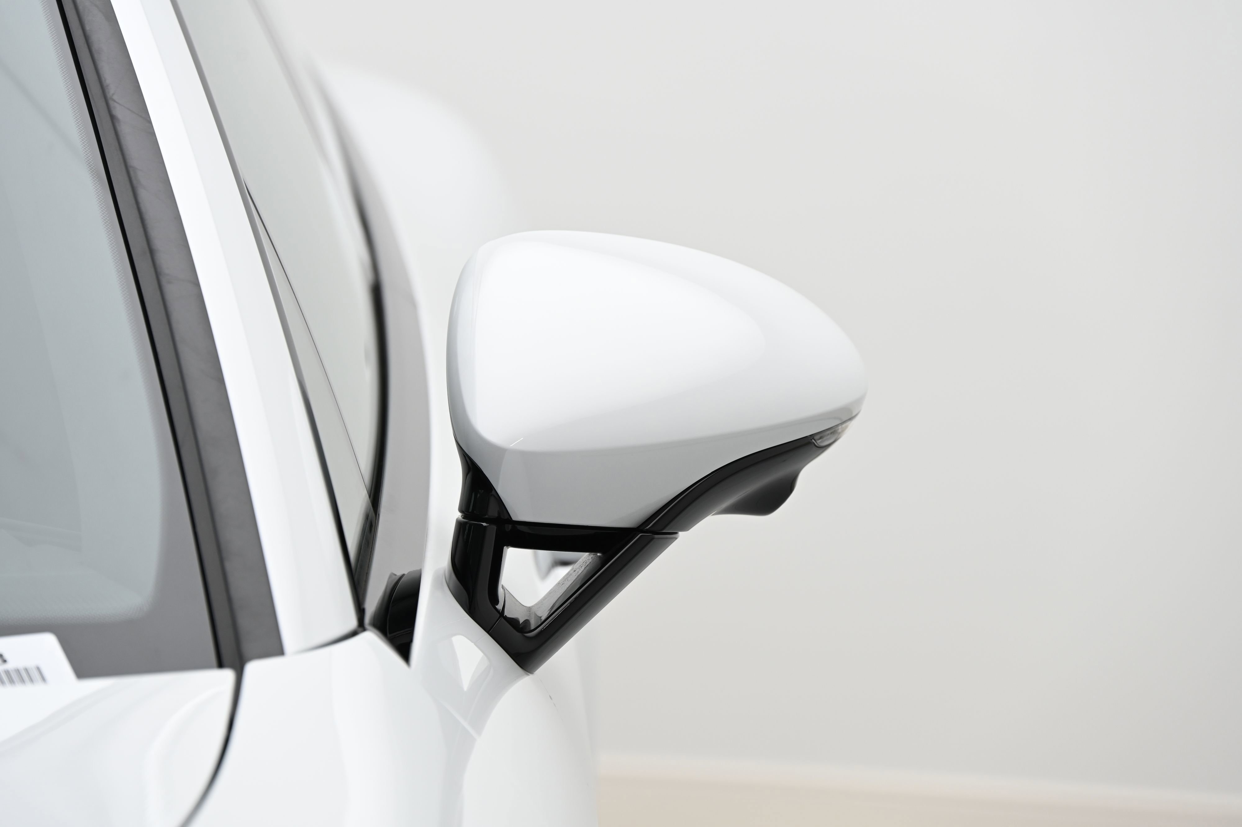 Used 2024 Porsche Panamera 4 image 14