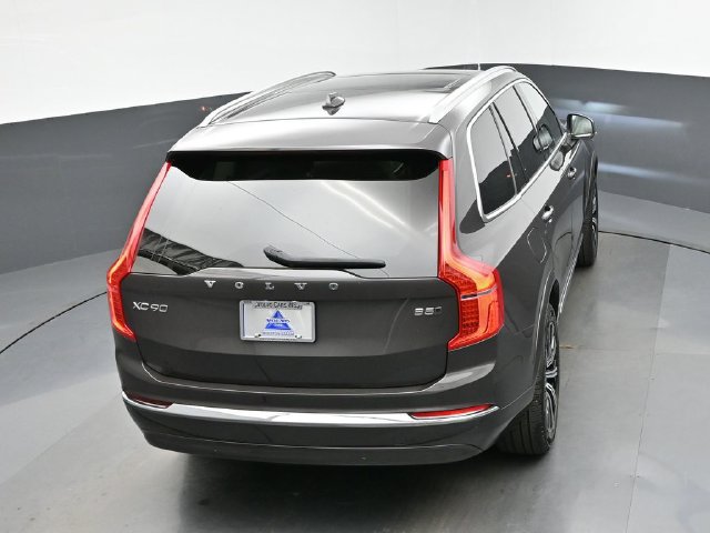 Used 2024 Volvo XC90 B5 Plus w/ Protection Package AWD/4WD image 46