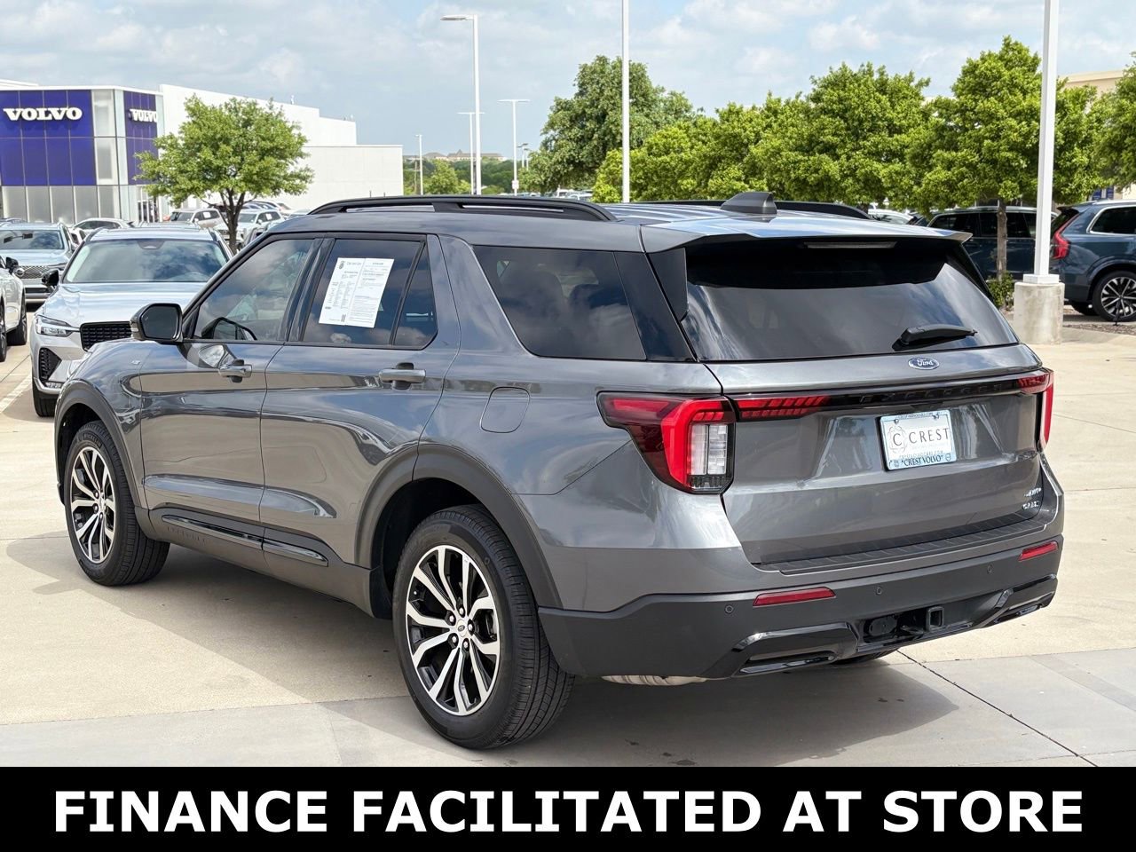 Used 2025 Ford Explorer ST-Line AWD/4WD image 6