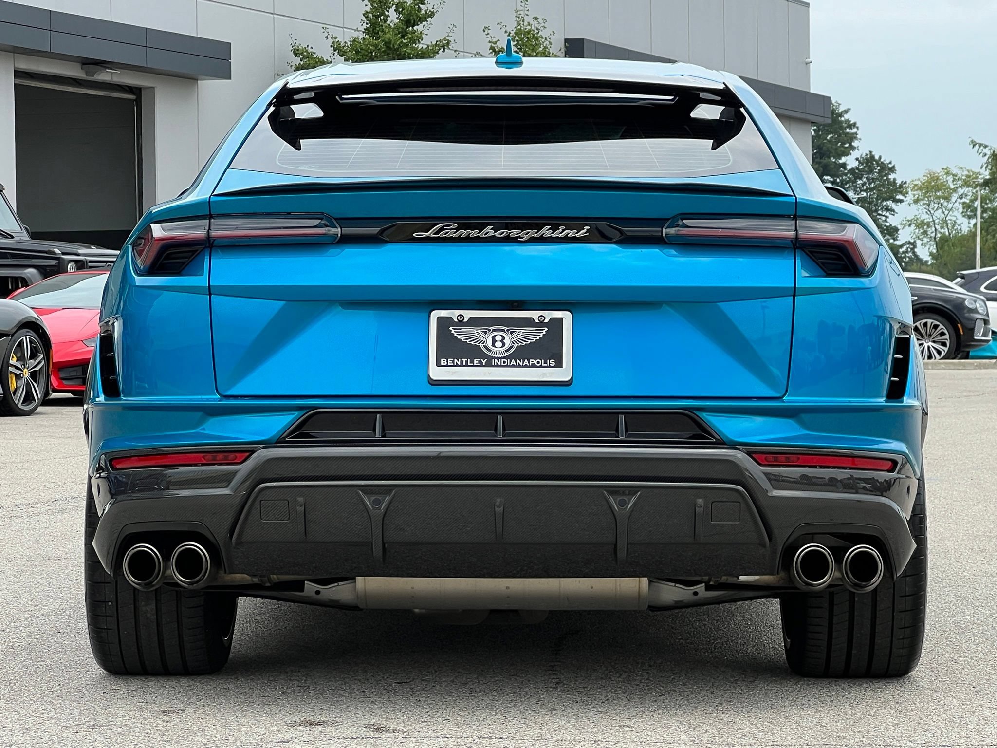 Used 2023 Lamborghini Urus Performante AWD/4WD image 4