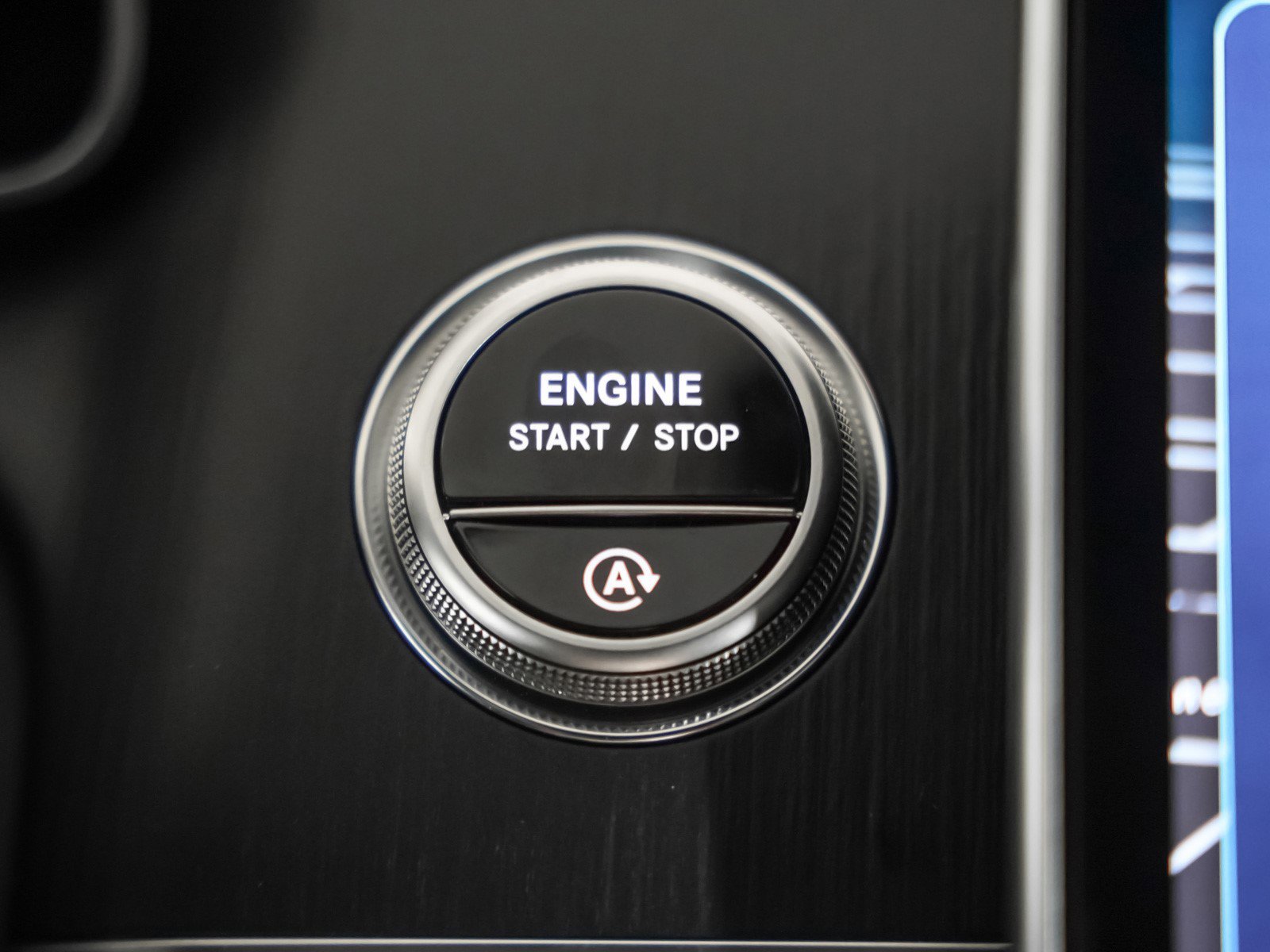 New 2025 Mercedes-Benz S 580 4MATIC Sedan image 18