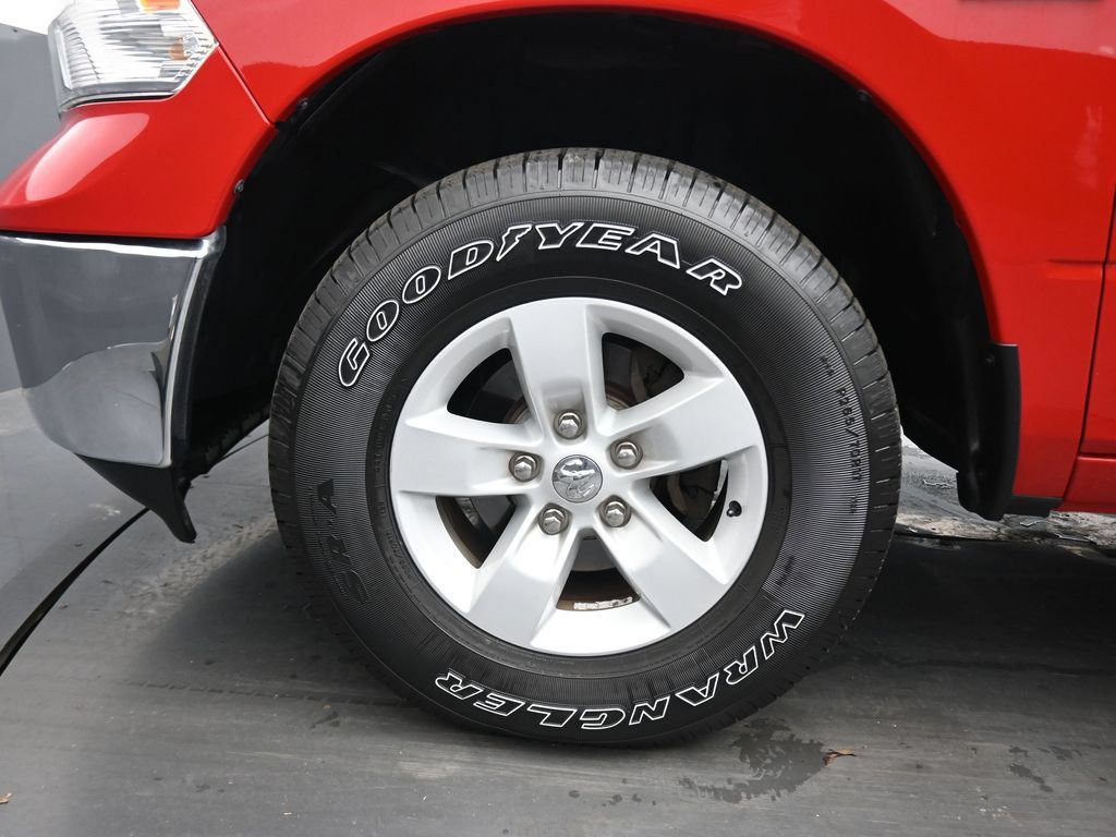 Used 2018 RAM 1500 Classic SLT AWD/4WD image 48