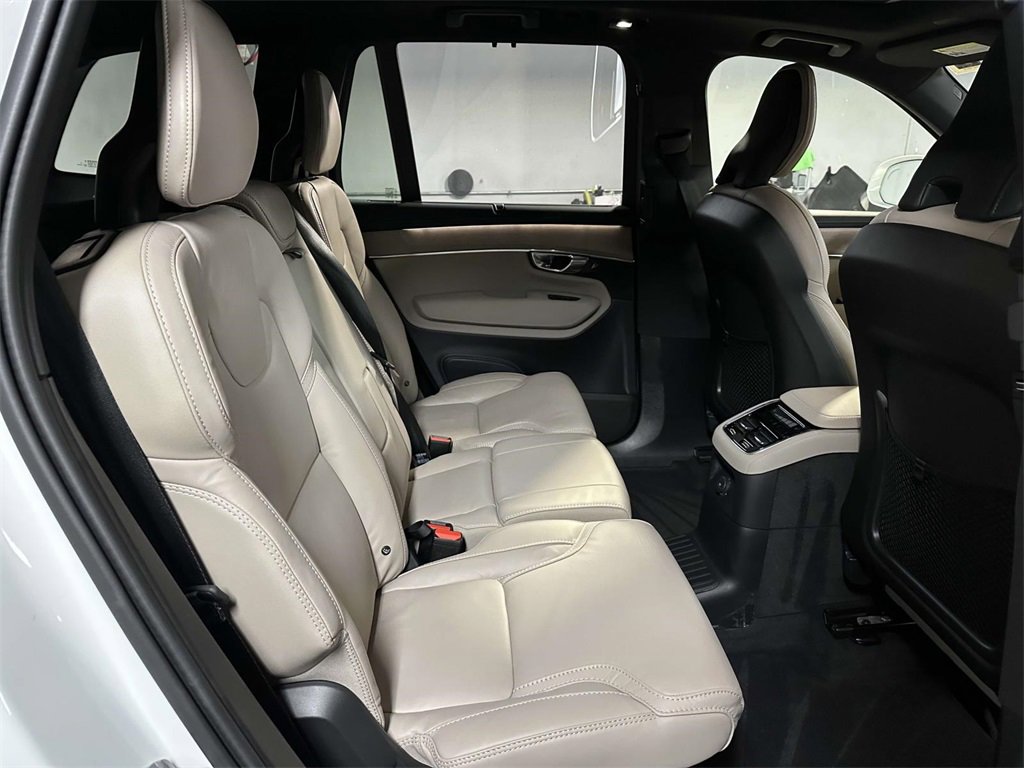 Used 2025 Volvo XC90 T8 Plus w/ Protection Package Premier image 16