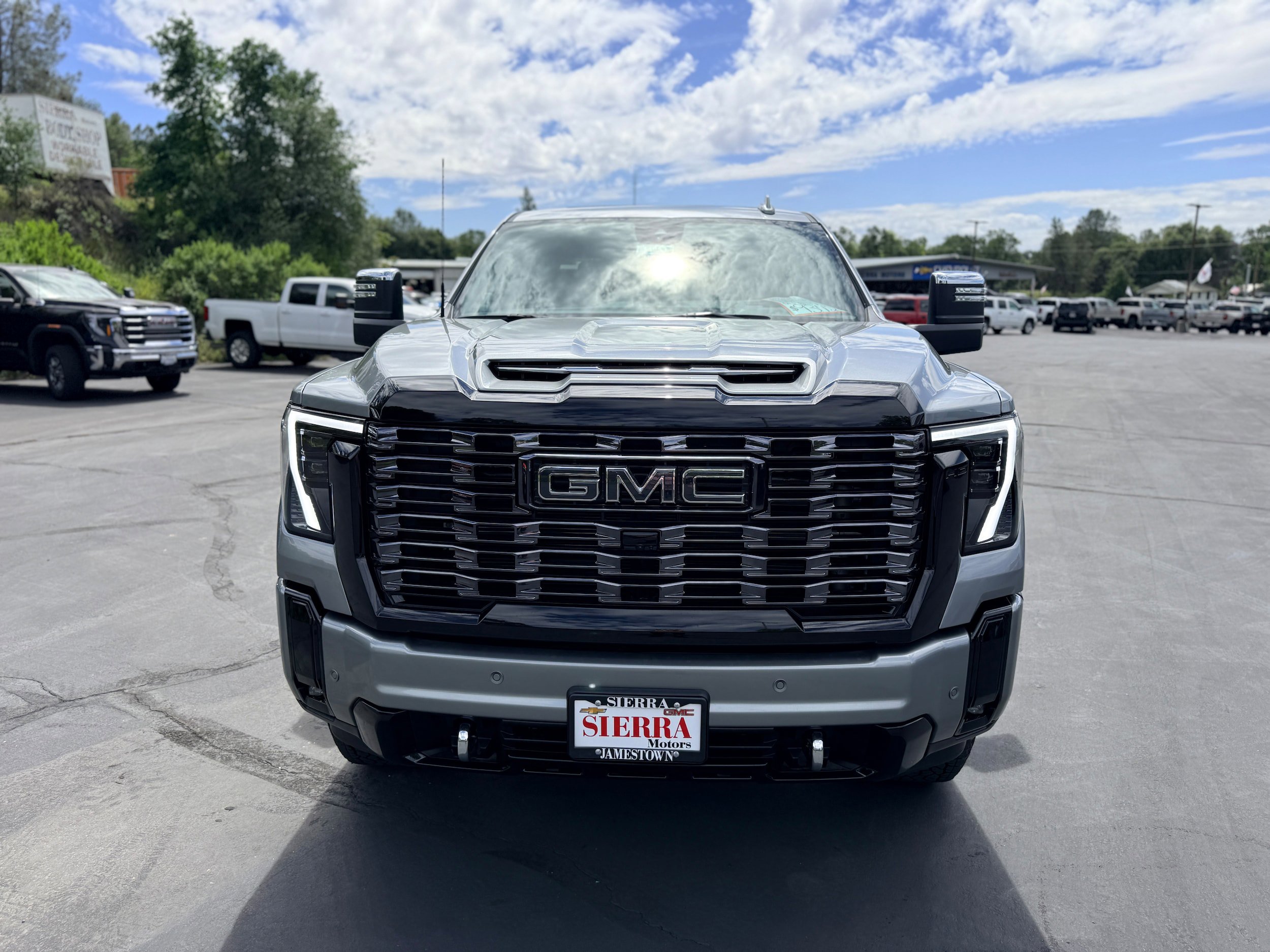 New 2026 GMC Sierra 2500 Denali Ultimate w/ Max Trailering Package AWD/4WD image 2