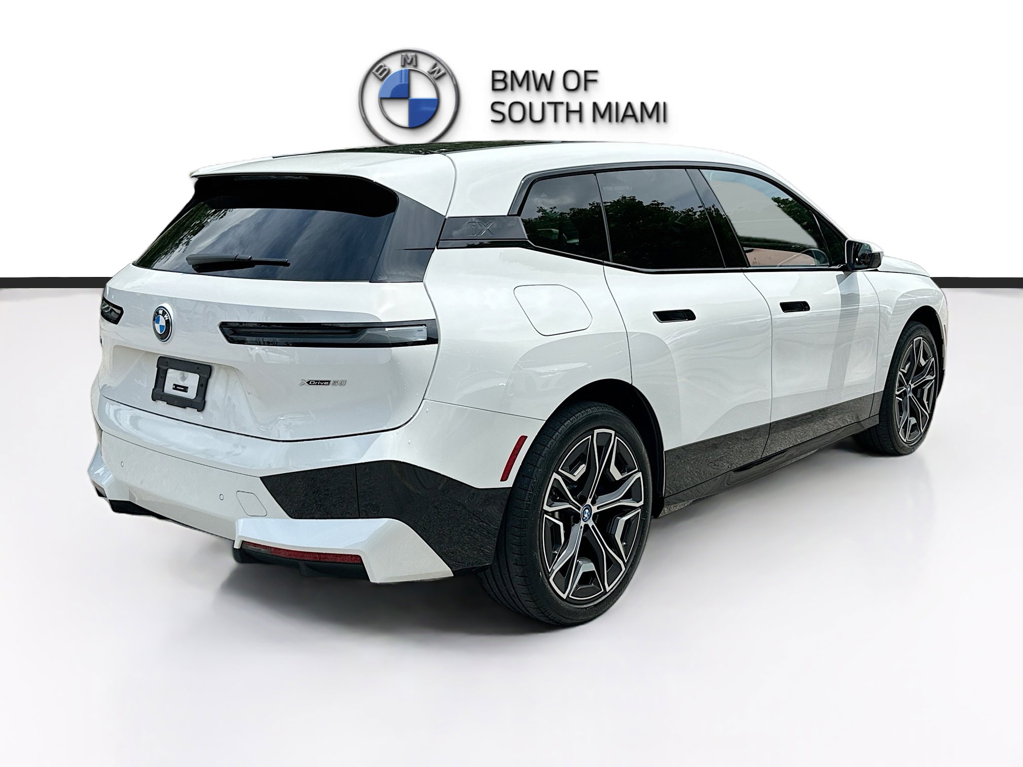Certified 2025 BMW iX xDrive50 AWD/4WD image 7