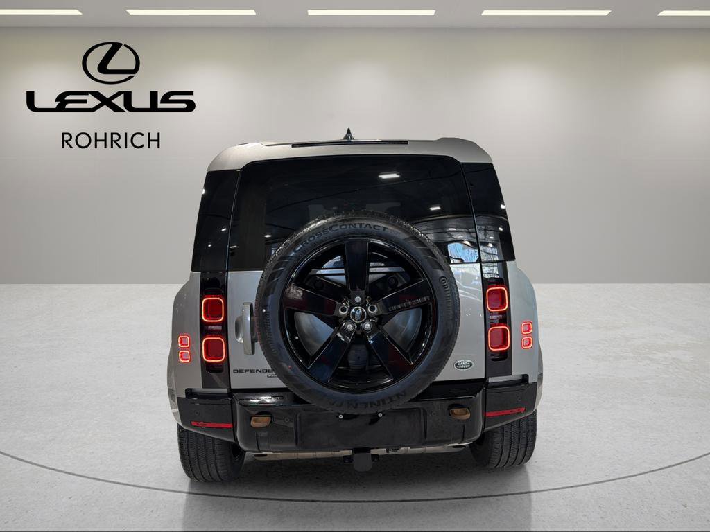 Used 2023 Land Rover Defender 110 X-Dynamic SE AWD/4WD image 7