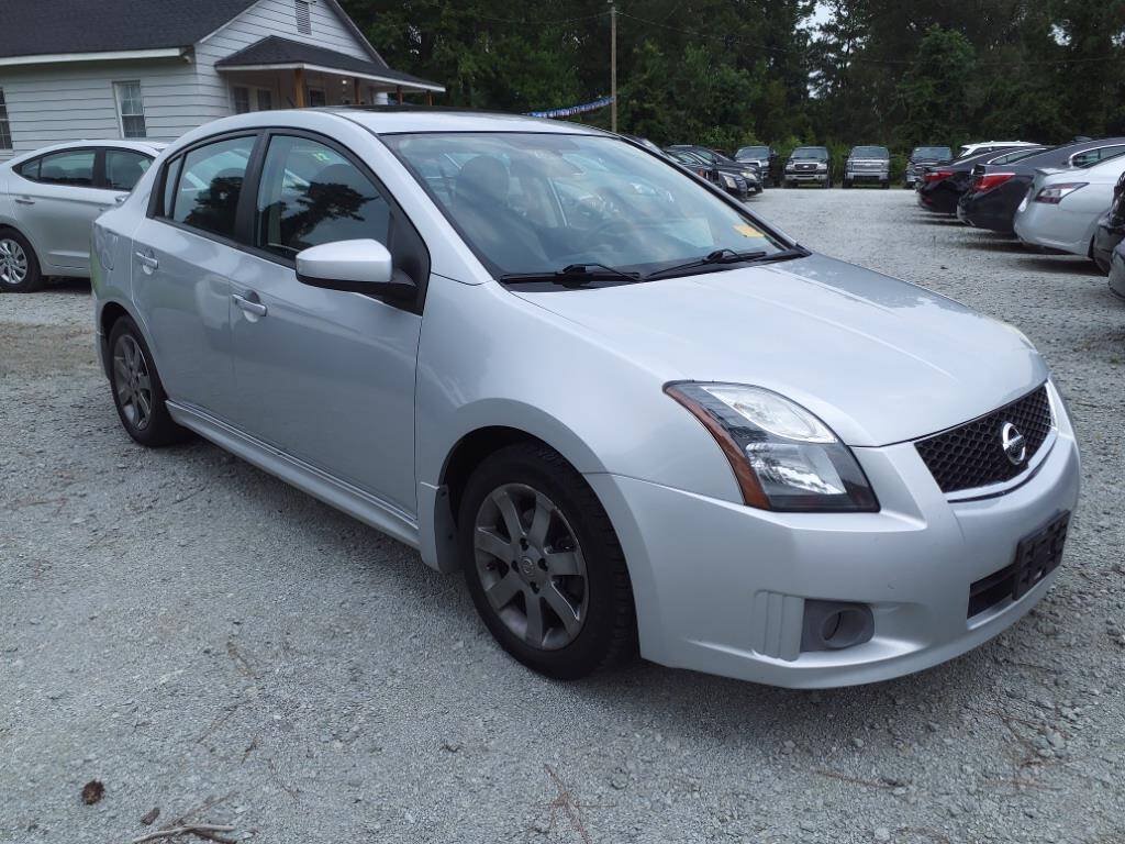 Used 2012 Nissan Sentra 2.0 SR w/ Special Edition Pkg FWD image 1