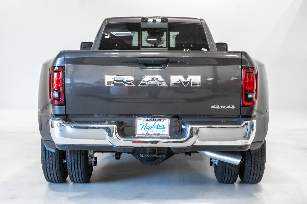 New 2026 RAM 3500 Tradesman AWD/4WD image 26