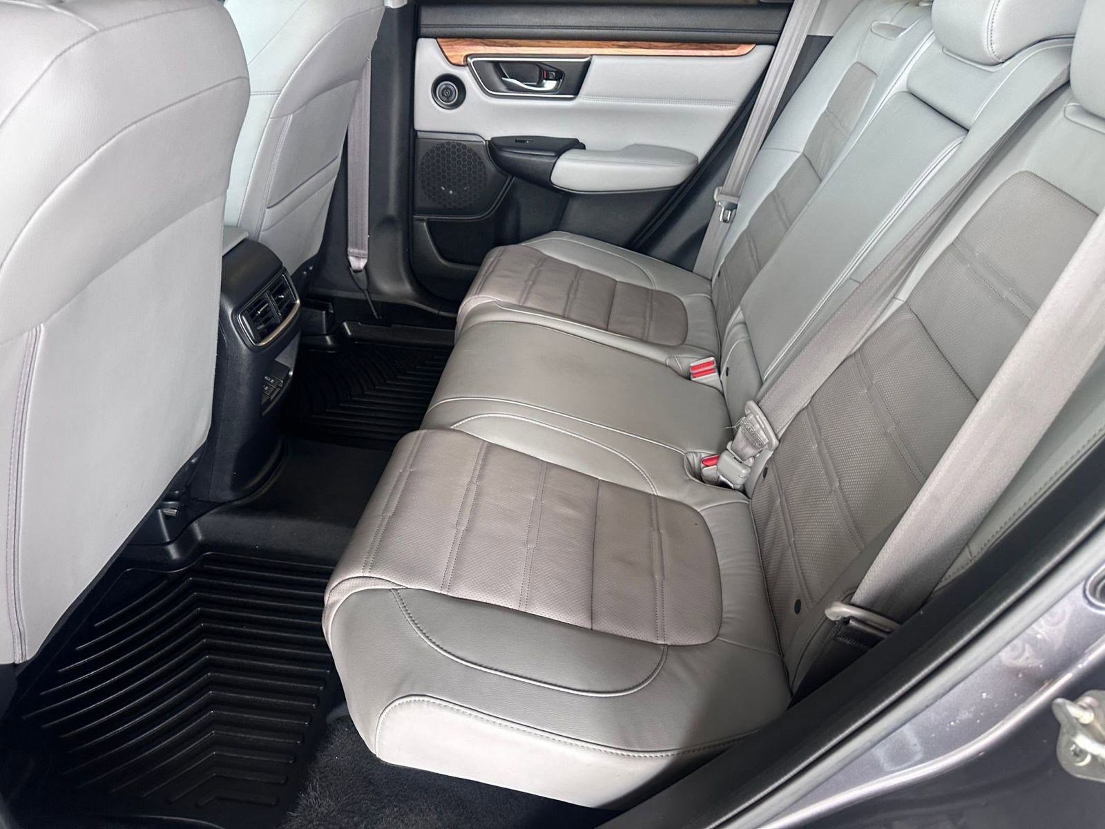 Used 2019 Honda CR-V Touring image 12