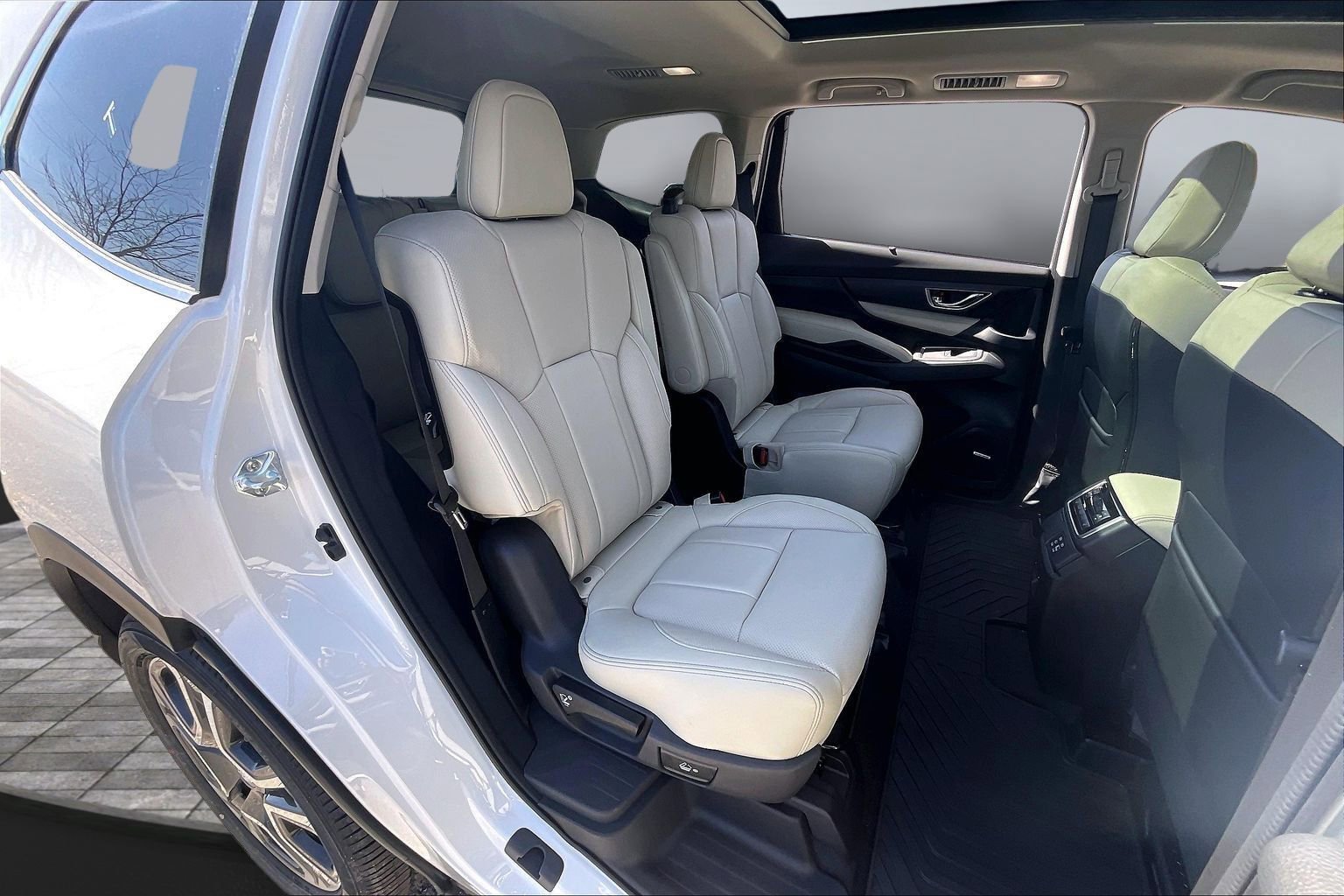 New 2026 Subaru Ascent Limited image 24