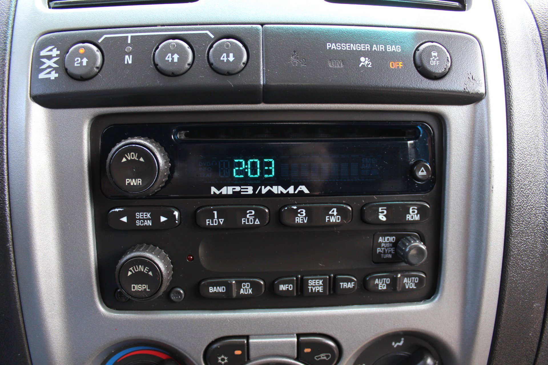 Used 2012 GMC Canyon SLE AWD/4WD image 26