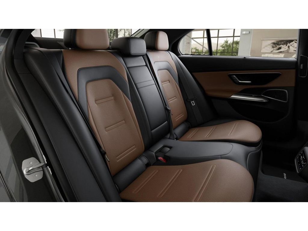 New 2026 Mercedes-Benz E 53 AMG e 4MATIC Sedan image 5