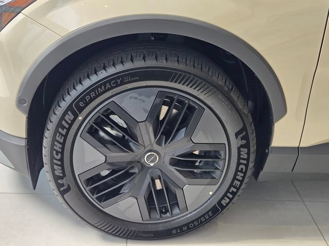 New 2026 Volvo EX30 Cross Country Ultra w/ Protection Package Premier AWD/4WD image 11